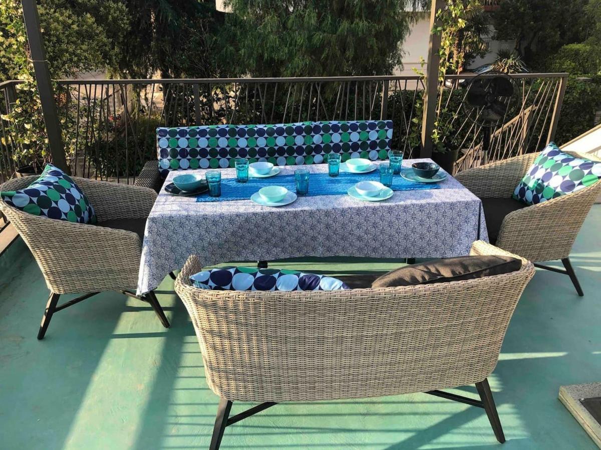 Boutique Triple House With Garden & Roof Terrace Βίλα Σπλιτ Εξωτερικό φωτογραφία