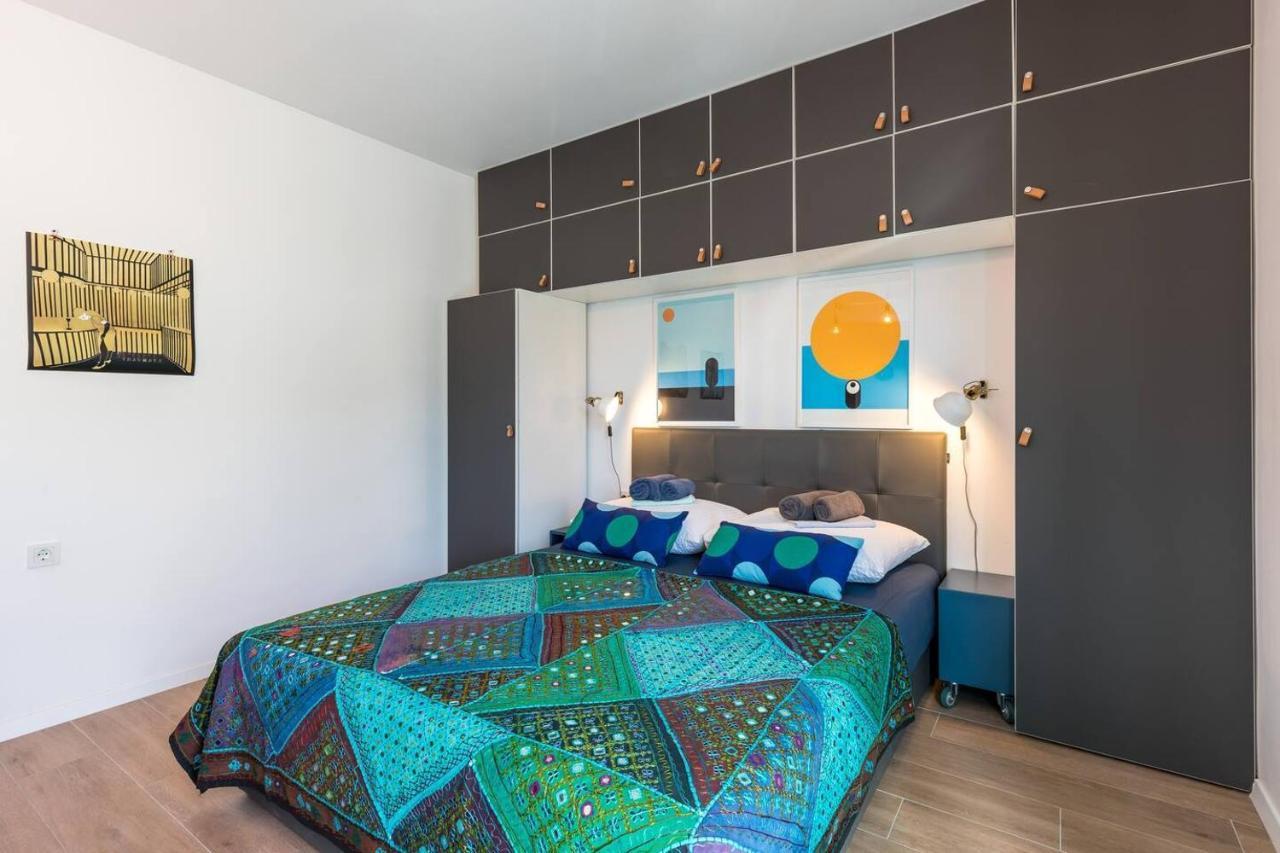 Boutique Triple House With Garden & Roof Terrace Βίλα Σπλιτ Εξωτερικό φωτογραφία